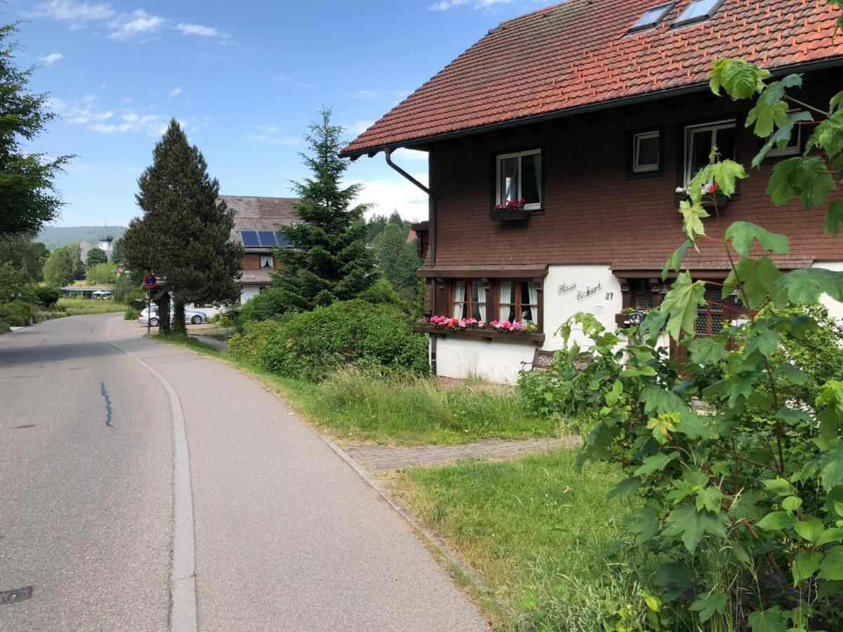 Gaestehaus Lickert Familie Dreher Hinterzarten Exterior photo